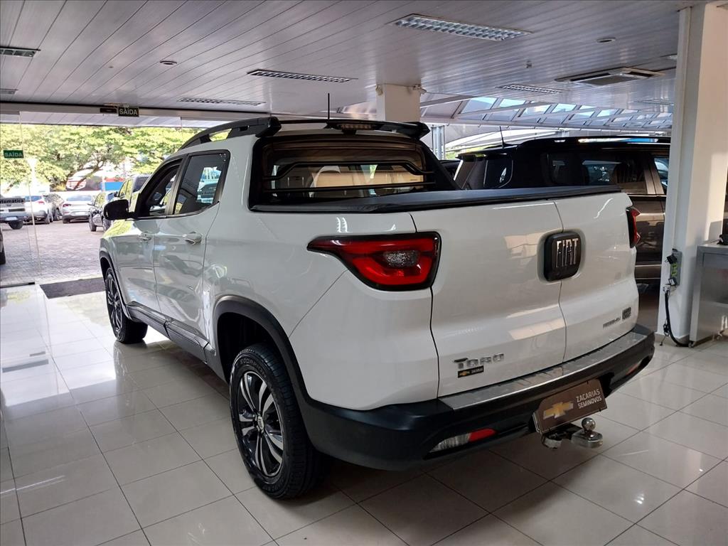 TORO 1.3 TURBO 270 FLEX FREEDOM AT65