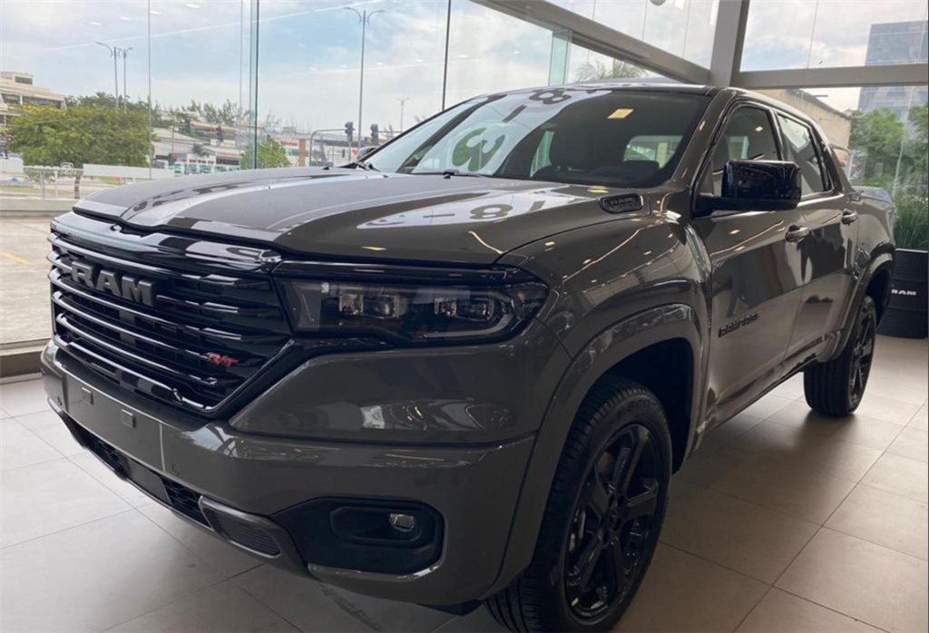 RAMPAGE 2.0 HURRICANE 4 TURBO GASOLINA R/T 4X4 AUTOMÁTICO1