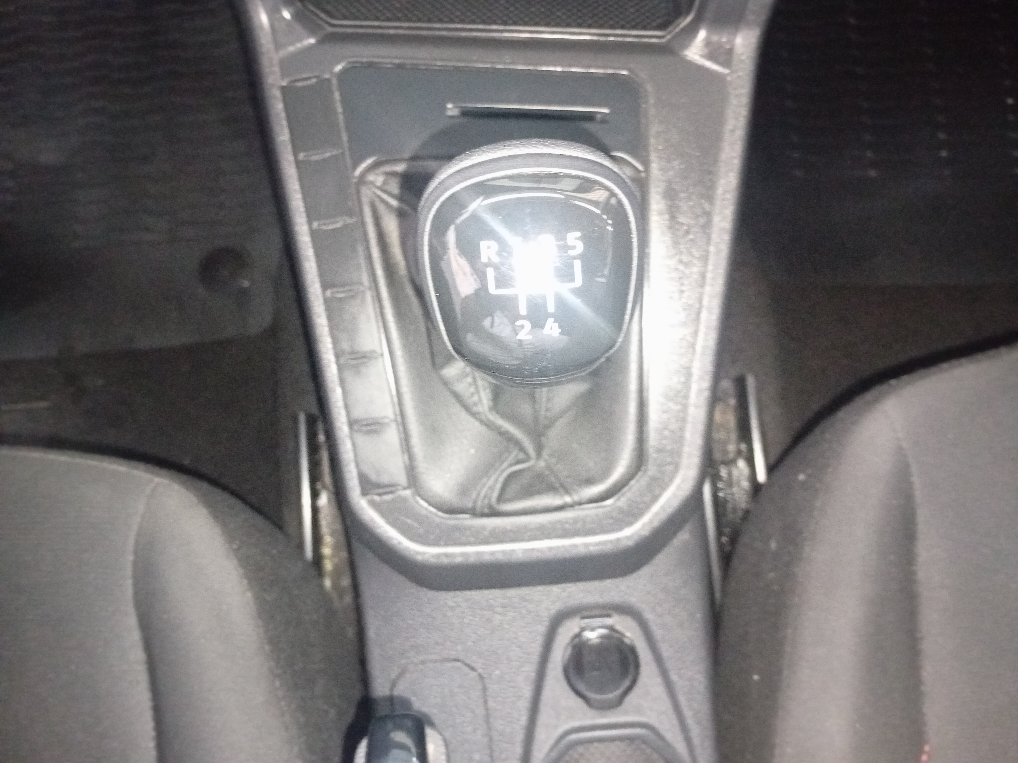 POLO 1.0 MPI TRACK MANUAL8