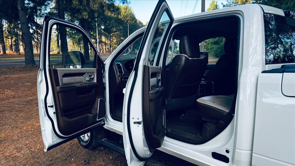 2500 6.7 I6 TURBO DIESEL LARAMIE CD 4X4 AUTOMÁTICO10