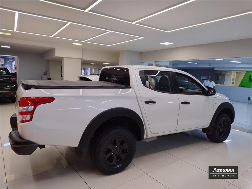 L200 TRITON 2.4 16V TURBO DIESEL SPORT OUTDOOR GLS CD 4P 4X4 AUTOMÁTICO
