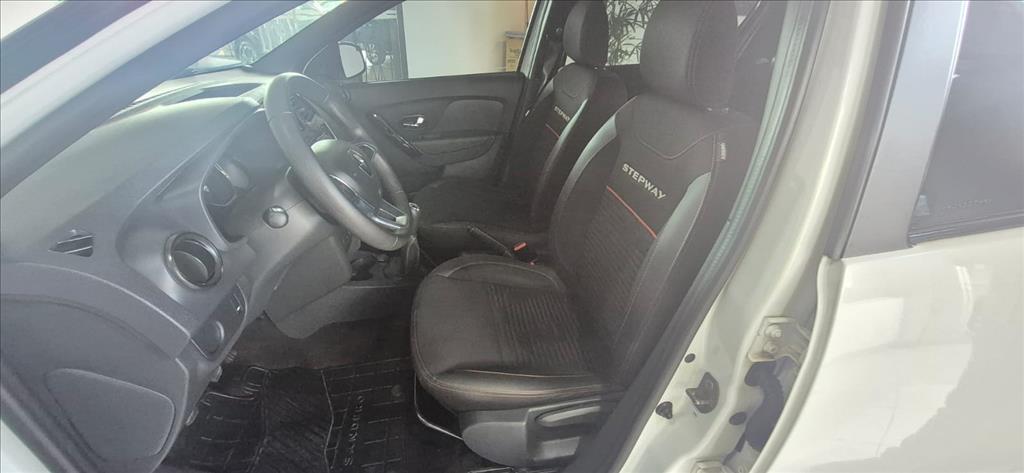 SANDERO 1.6 16V SCE FLEX ZEN MANUAL11