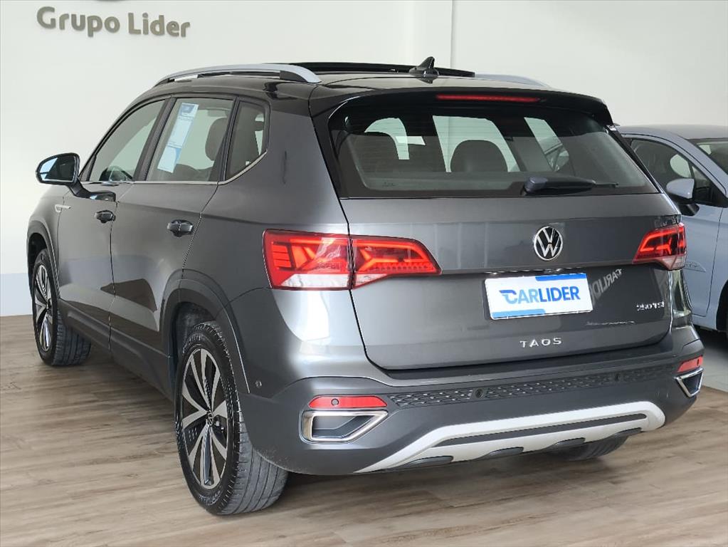 TAOS 1.4 250 TSI TOTAL FLEX HIGHLINE AUTOMÁTICO17