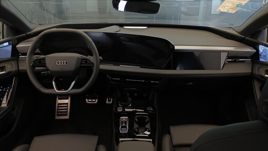 A6 E-TRON 100 KW ELÉTRICO SPORTBACK PERFORMANCE BLACK19