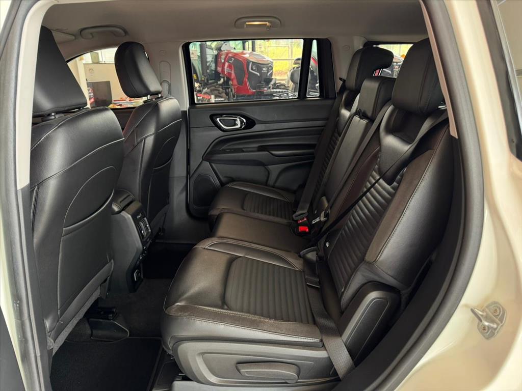 Jeep-COMMANDER-2.0 TD380 TURBO DIESEL LIMITED AT9