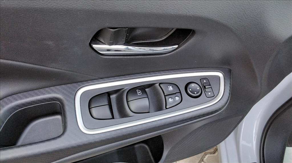 VERSA 1.6 16V FLEX EXCLUSIVE XTRONIC