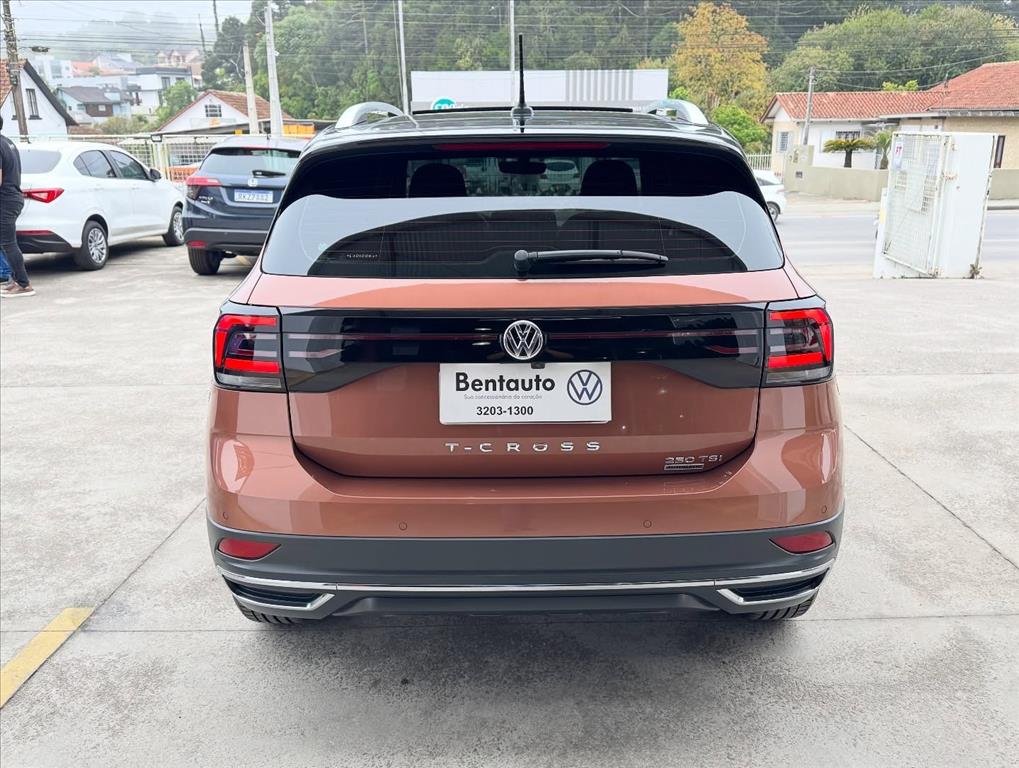 T-CROSS 1.4 250 TSI TOTAL FLEX HIGHLINE AUTOMÁTICO5