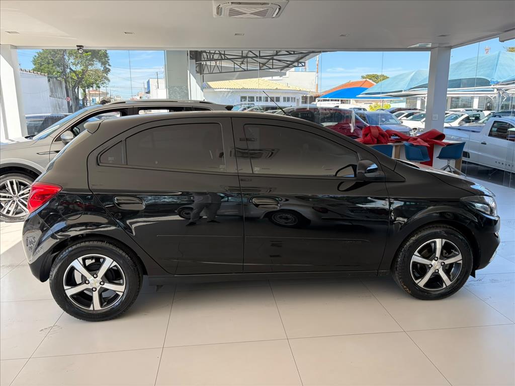 ONIX 1.4 MPFI LTZ 8V FLEX 4P AUTOMÁTICO3