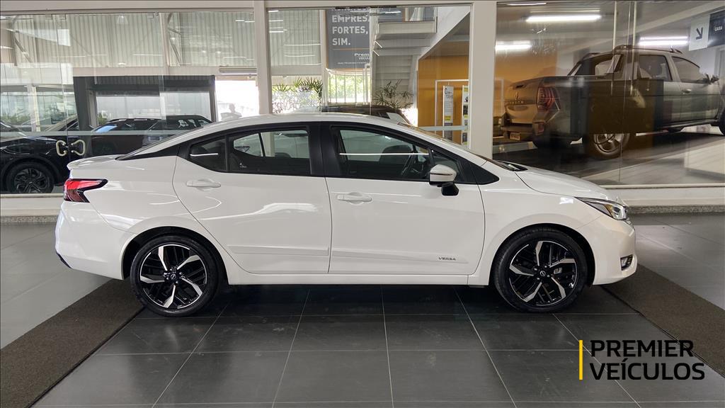 VERSA 1.6 16V FLEX EXCLUSIVE XTRONIC3