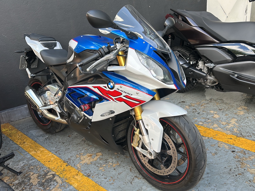 1000 RR