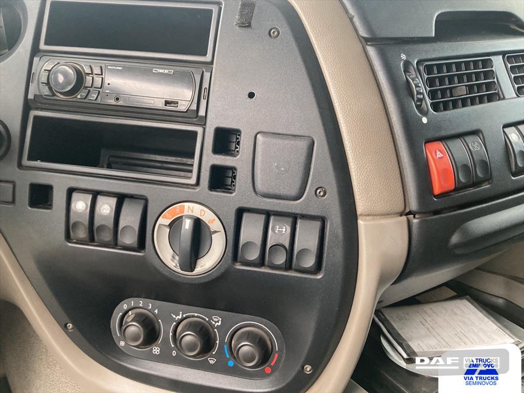 DAF-XF-105 FT 460 4X2