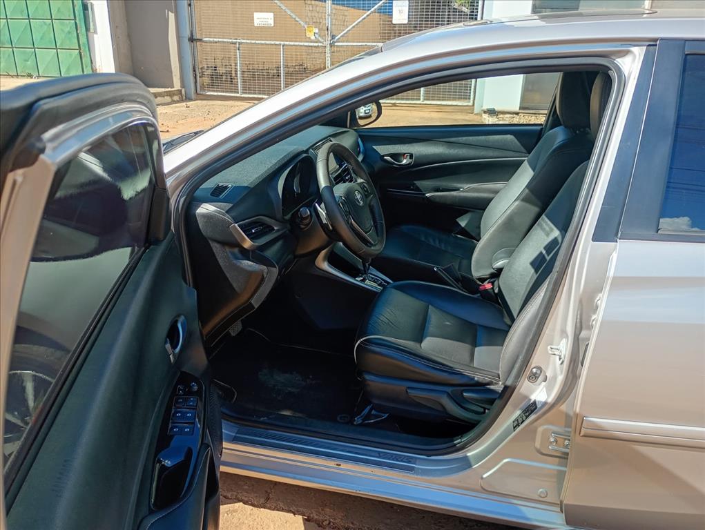 YARIS 1.5 16V FLEX SEDAN XLS CONNECT MULTIDRIVE3