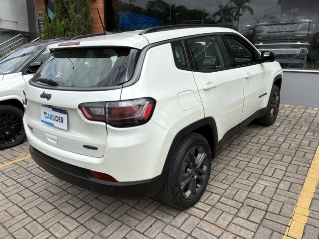 COMPASS 1.3 T270 TURBO FLEX LONGITUDE AT64