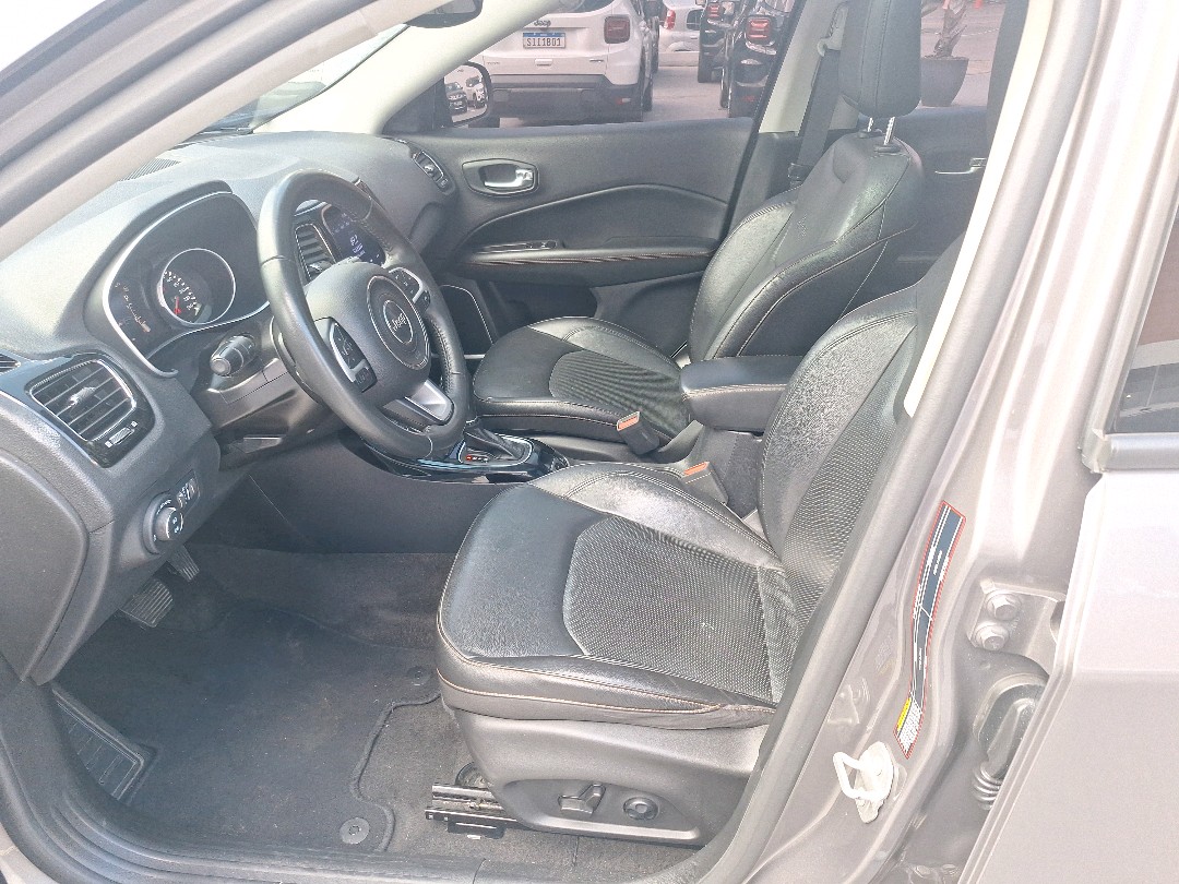 COMPASS 2.0 16V DIESEL LIMITED 4X4 AUTOMÁTICO11