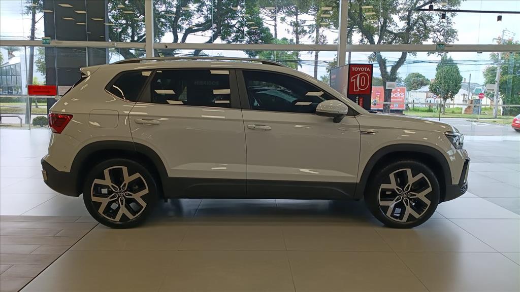 TAOS 1.4 250 TSI TOTAL FLEX HIGHLINE AUTOMÁTICO4