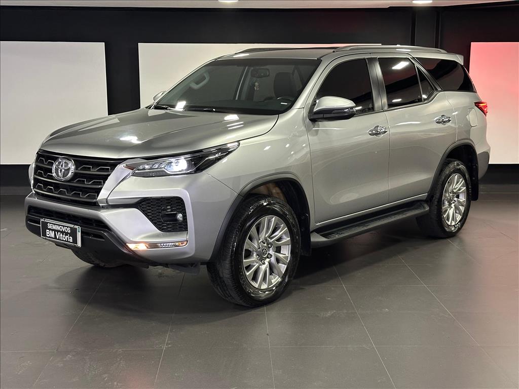 2.7 VVT-i FLEX SRV 7L 4X2 AUTOMÁTICO