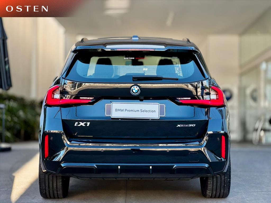 BMW-iX1-ELÉTRICO XDRIVE30 M SPORT