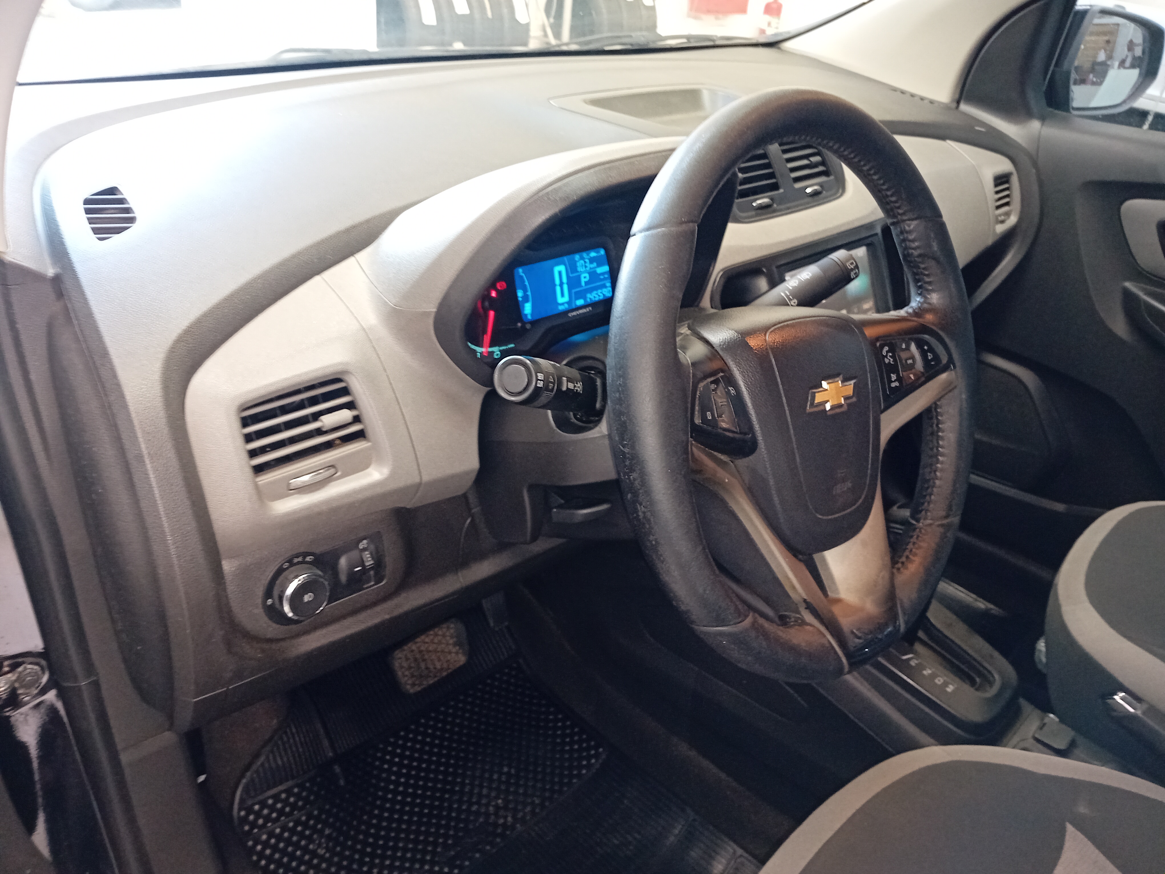 SPIN 1.8 LT 8V FLEX 4P AUTOMÁTICO6