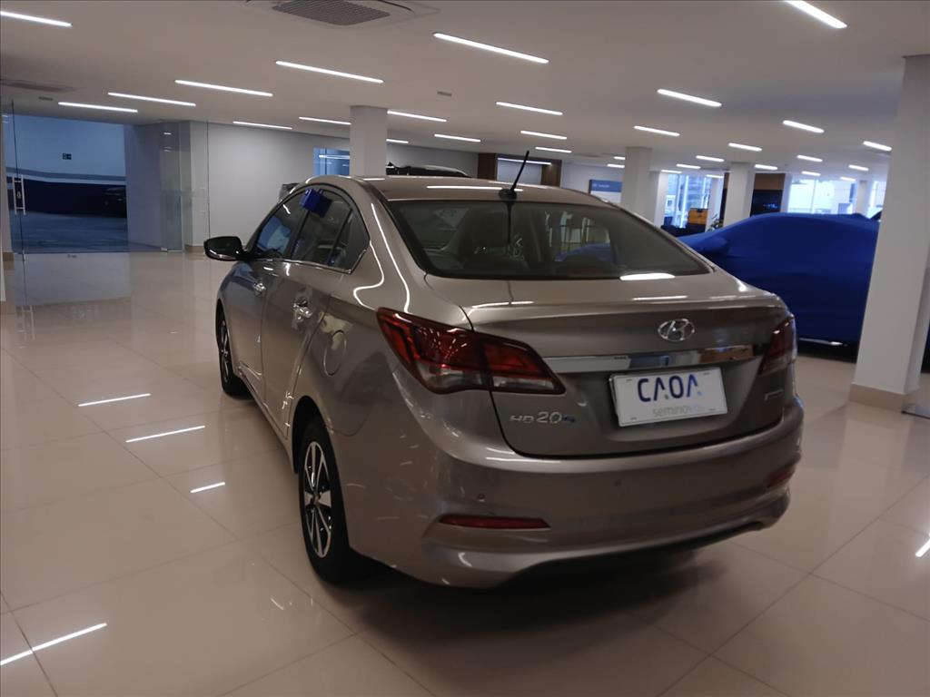 Hyundai-HB20S-1.6 PREMIUM 16V FLEX 4P AUTOMÁTICO