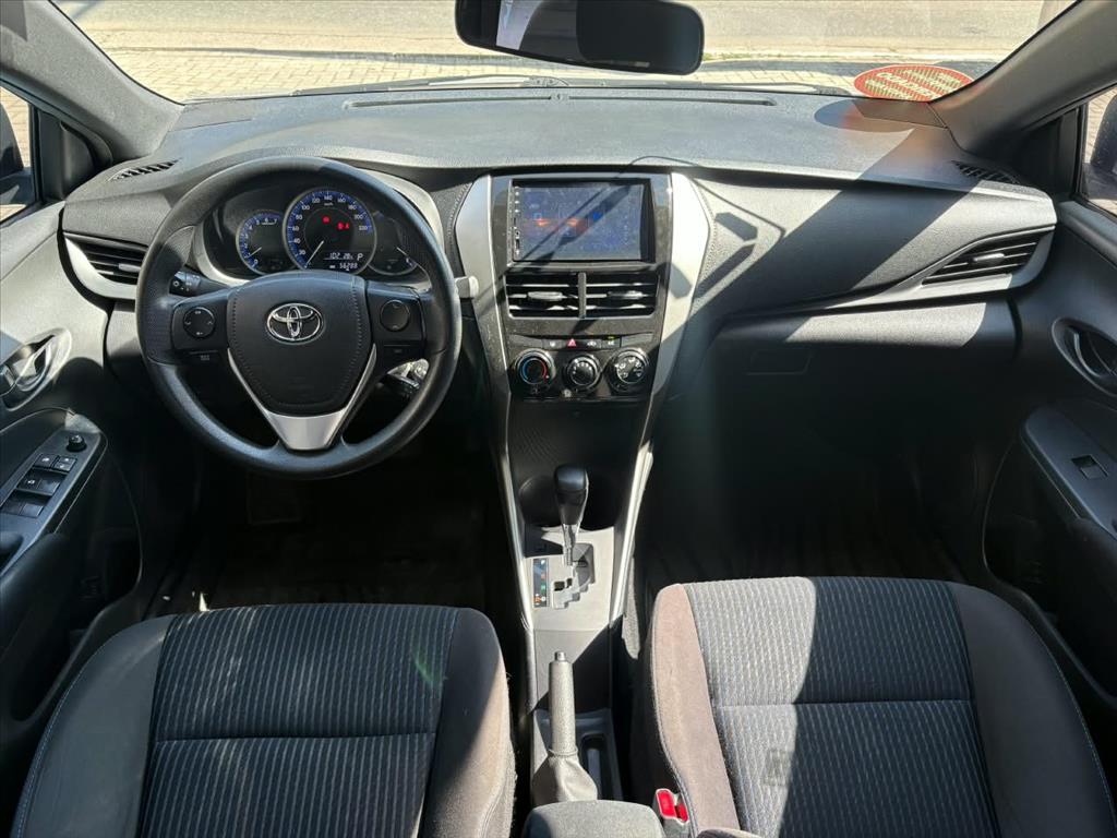 YARIS 1.3 16V FLEX XL LIVE MULTIDRIVE5