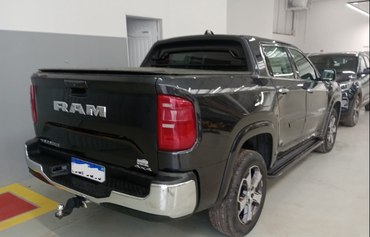 RAMPAGE 2.0 TURBO DIESEL LARAMIE 4X4 AUTOMÁTICO2