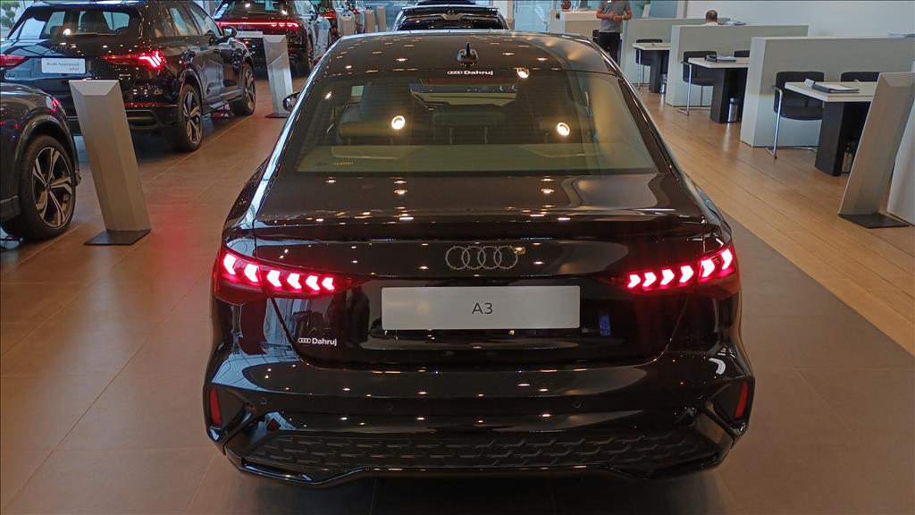 A3 2.0 40 TFSI GASOLINA SEDAN PERFORMANCE BLACK S-TRONIC13
