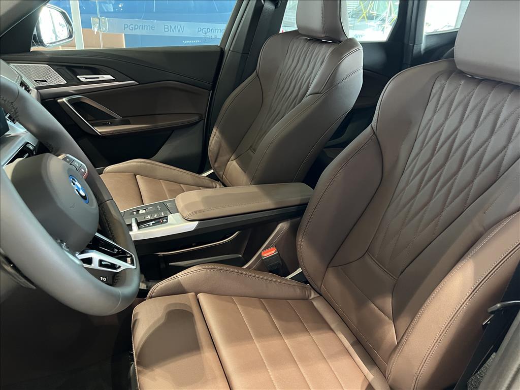 iX1 ELÉTRICO XDRIVE30 M SPORT12