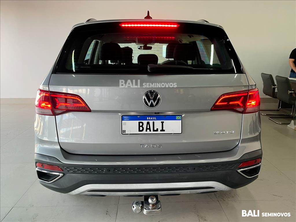 TAOS 1.4 250 TSI TOTAL FLEX COMFORTLINE AUTOMÁTICO5