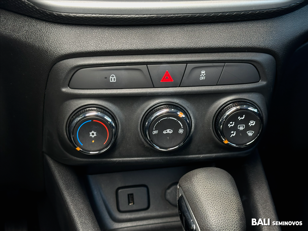 TRACKER 1.0 TURBO FLEX LTZ AUTOMÁTICO14