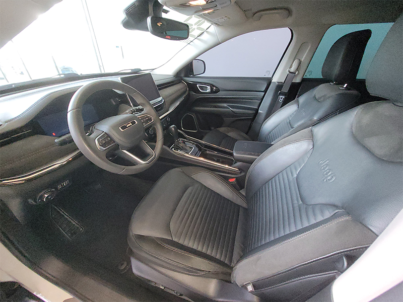 COMMANDER 1.3 T270 TURBO FLEX LIMITED AT67