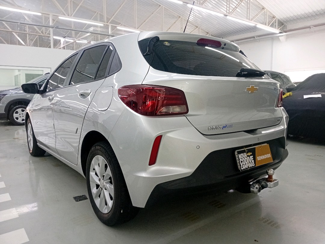 ONIX 1.0 TURBO FLEX LTZ AUTOMÁTICO3