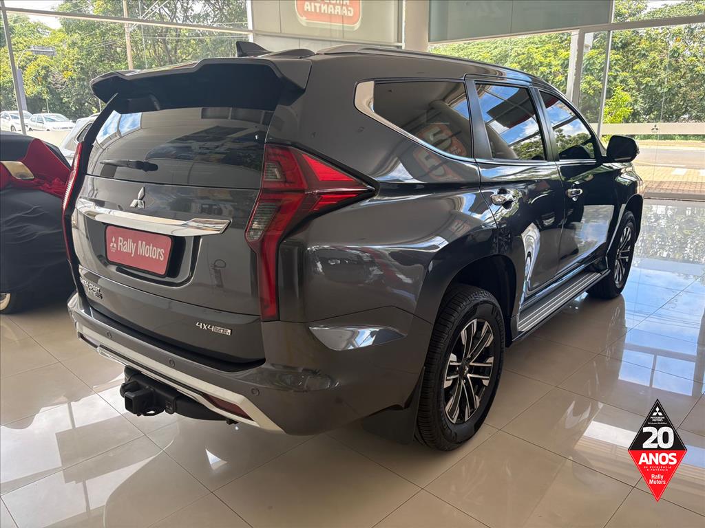 Mitsubishi-PAJERO SPORT-2.4 16V MIVEC TURBO DIESEL HPE-S AWD AUTOMÁTICO