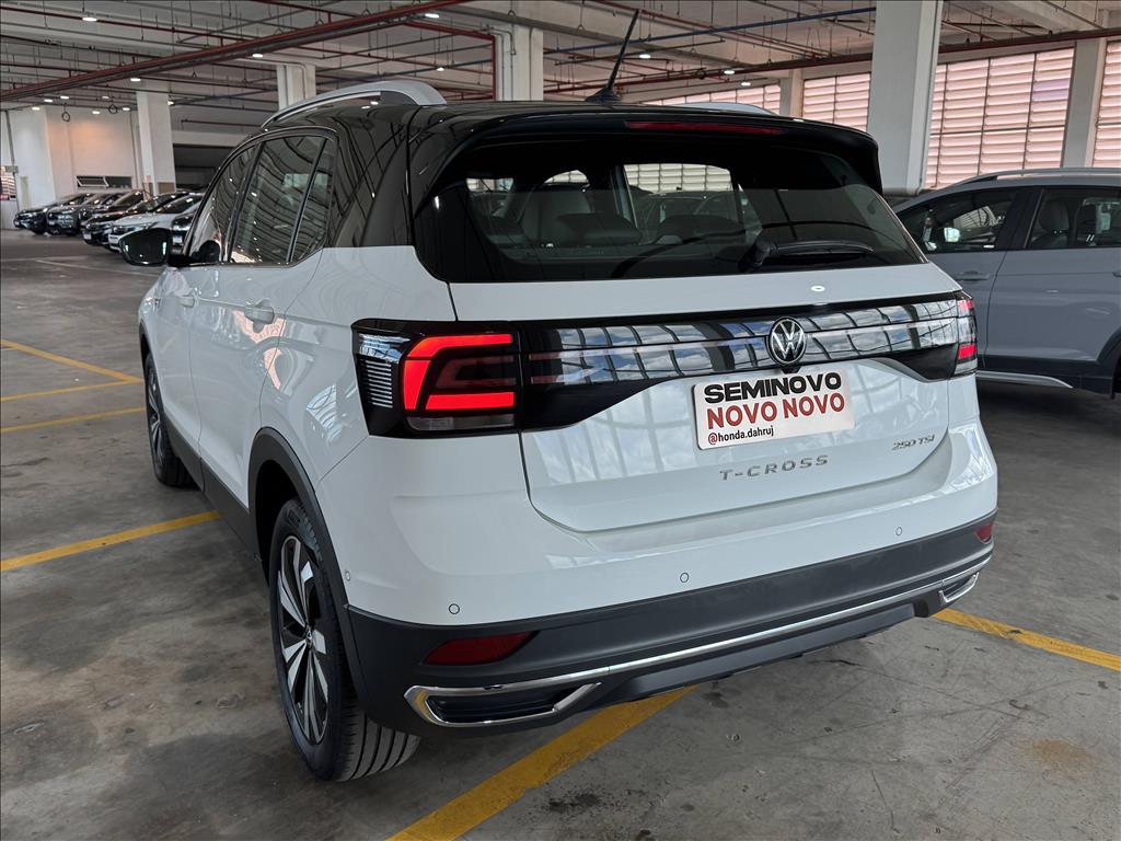 T-CROSS 1.4 250 TSI TOTAL FLEX HIGHLINE AUTOMÁTICO12