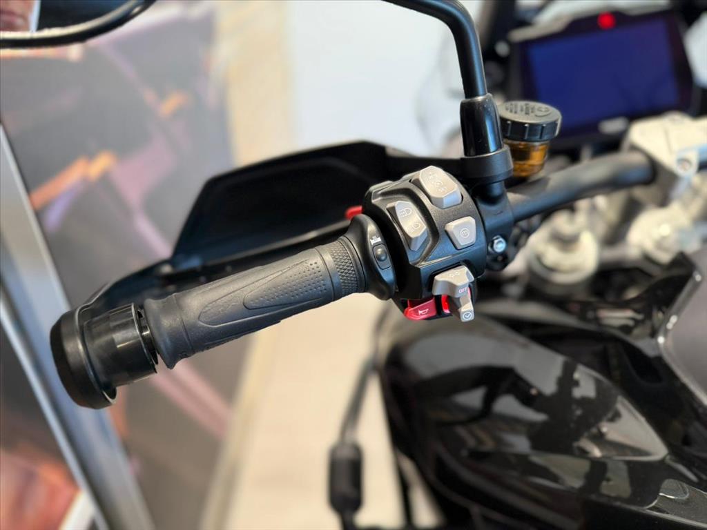 TRIUMPH-TIGER-1200 GT PRO