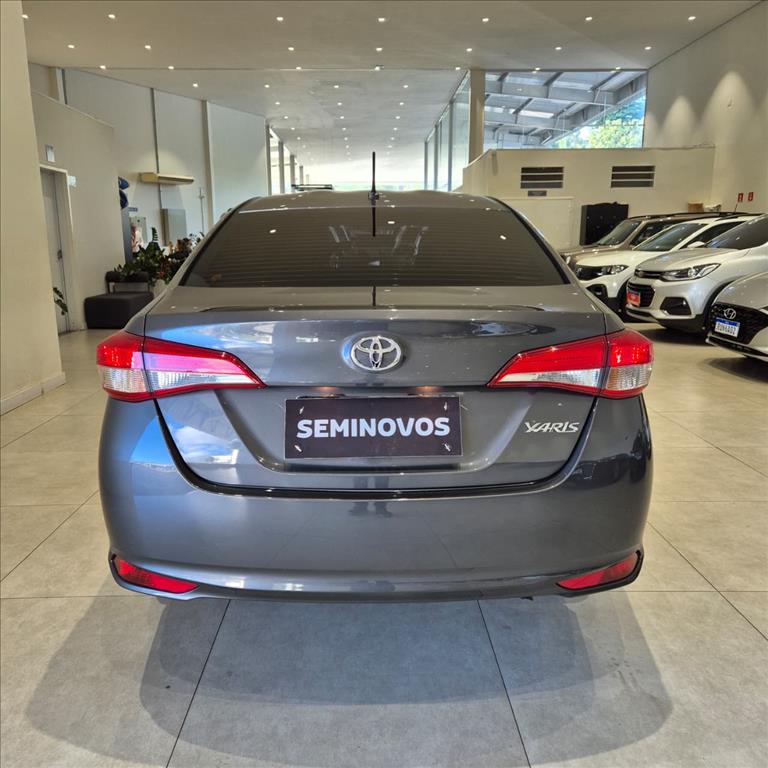 YARIS 1.5 16V FLEX SEDAN XL MULTIDRIVE4