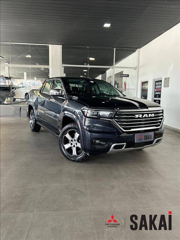 2.2 TURBO DIESEL LARAMIE 4X4 AUTOMÁTICO