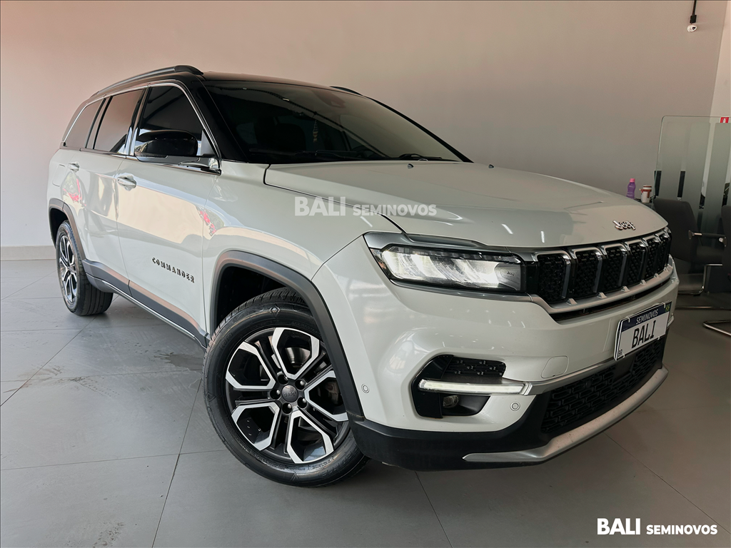 COMMANDER 1.3 T270 TURBO FLEX LIMITED AT6