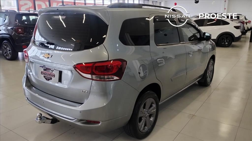 SPIN 1.8 LTZ 8V FLEX 4P AUTOMÁTICO3