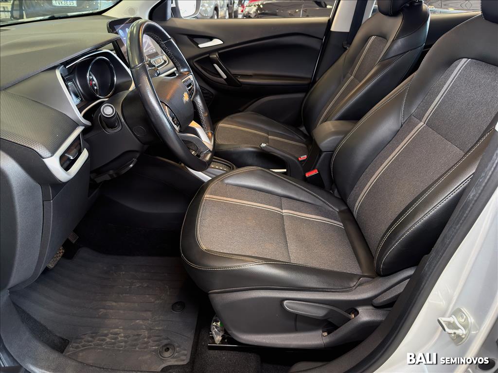TRACKER 1.0 TURBO FLEX LTZ AUTOMÁTICO11