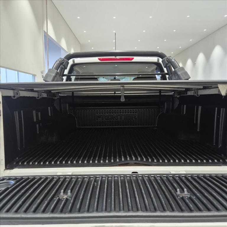 FRONTIER 2.3 16V TURBO DIESEL SE CD 4X4 AUTOMÁTICO14