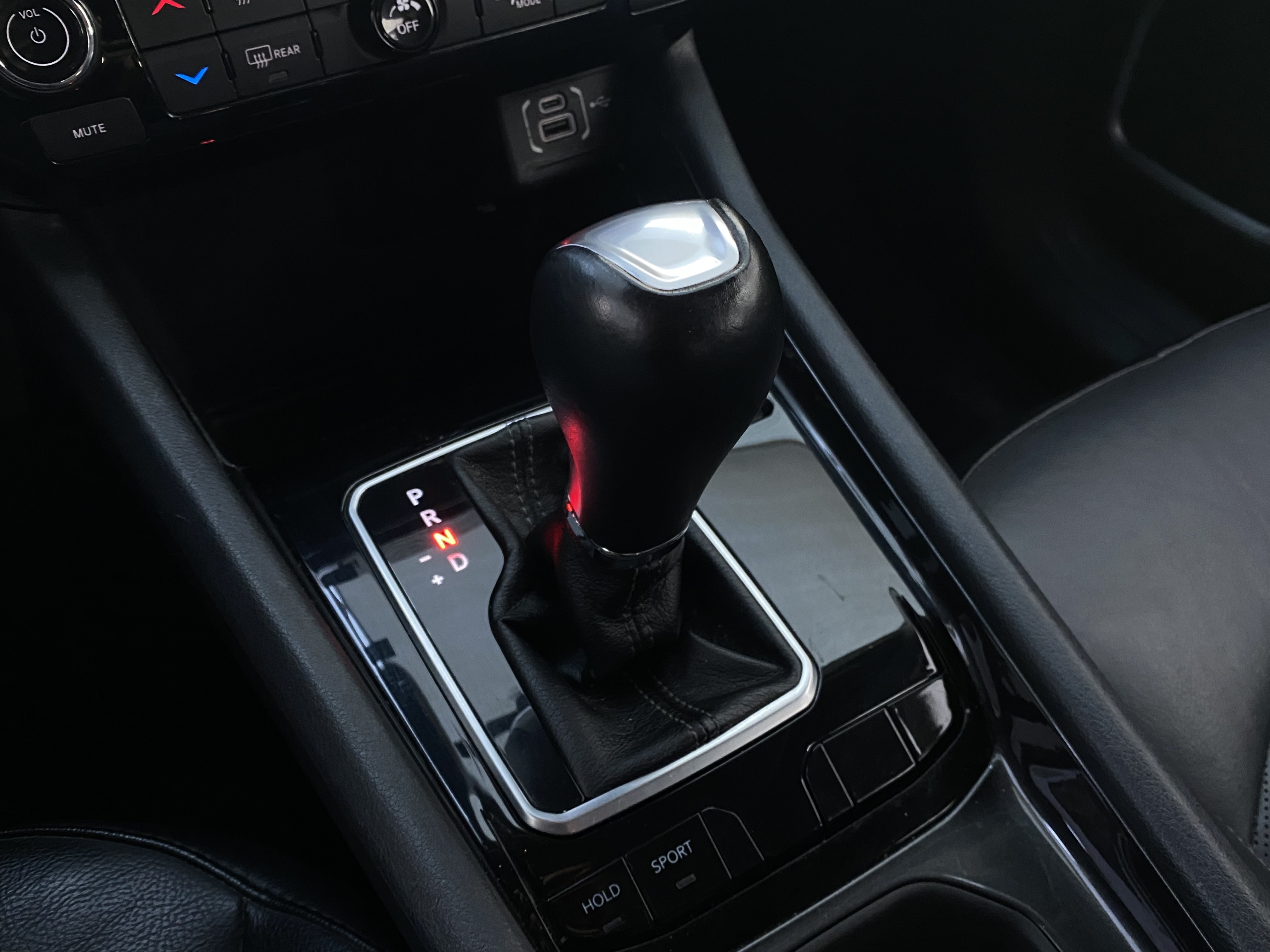COMPASS 1.3 T270 TURBO FLEX LIMITED AT68