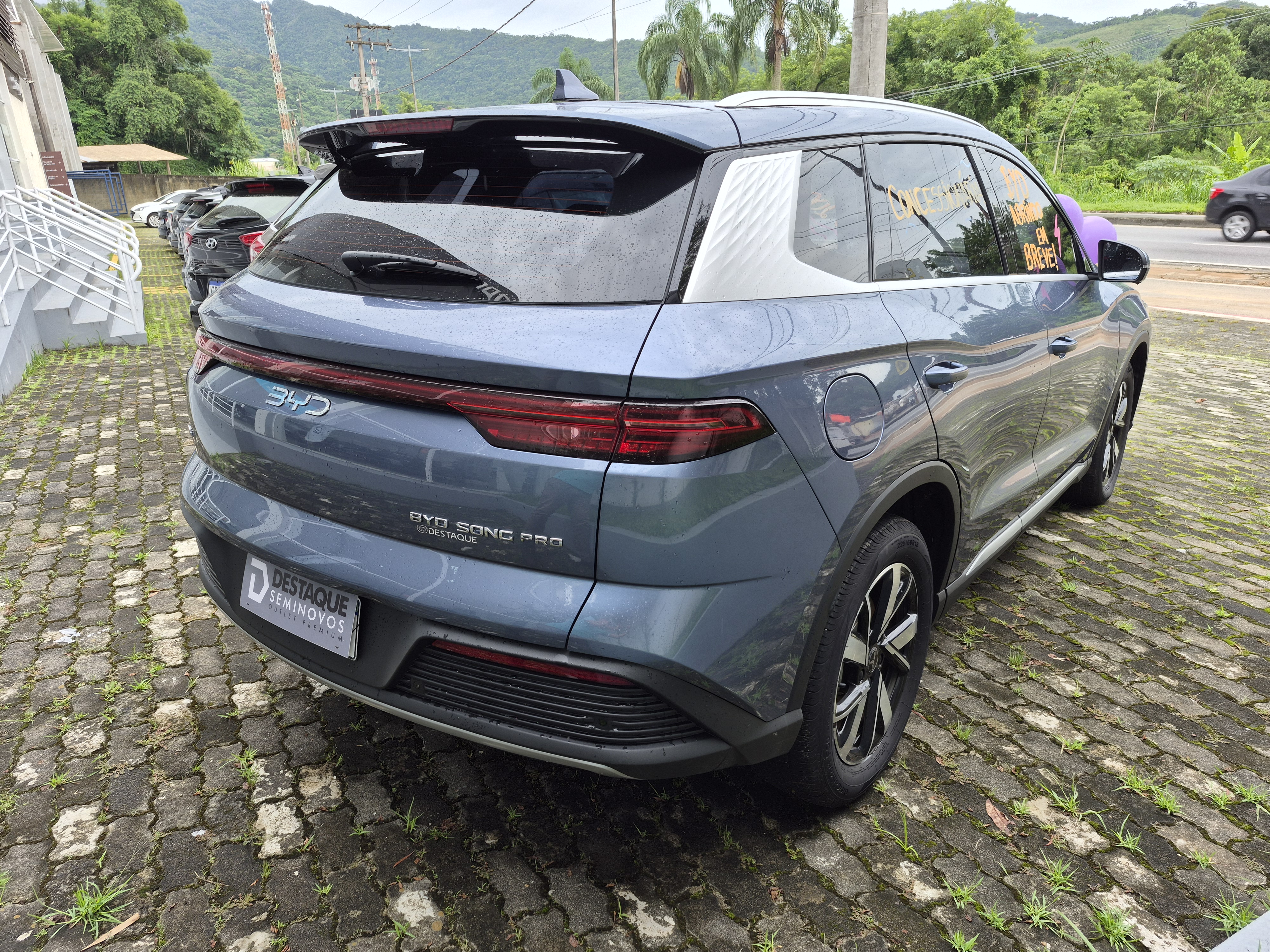 Foto ilustrativa do carro