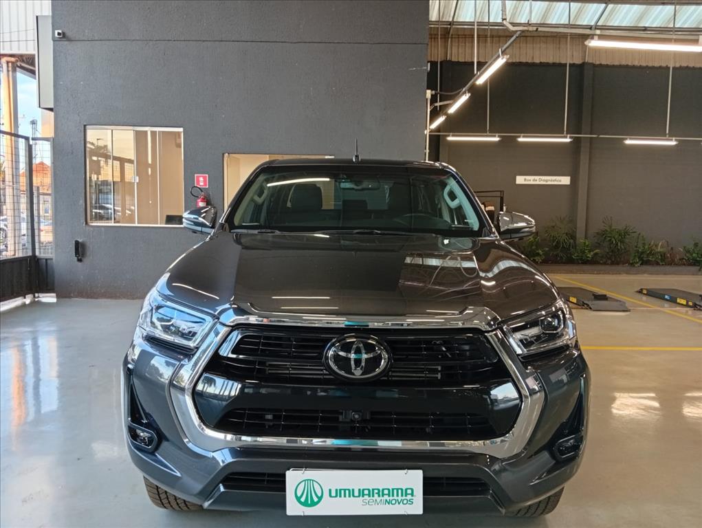 HILUX 2.8 D-4D TURBO DIESEL CD SRX 4X4 AUTOMÁTICO