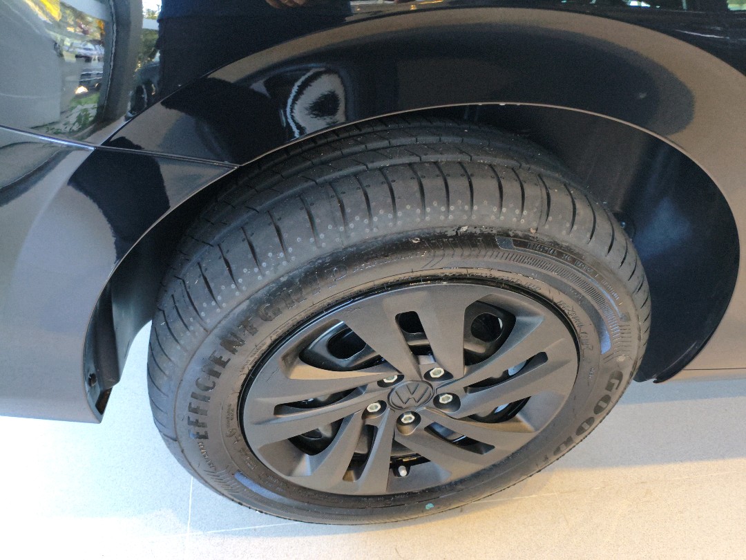 VIRTUS 1.0 170 TSI SENSE MANUAL4