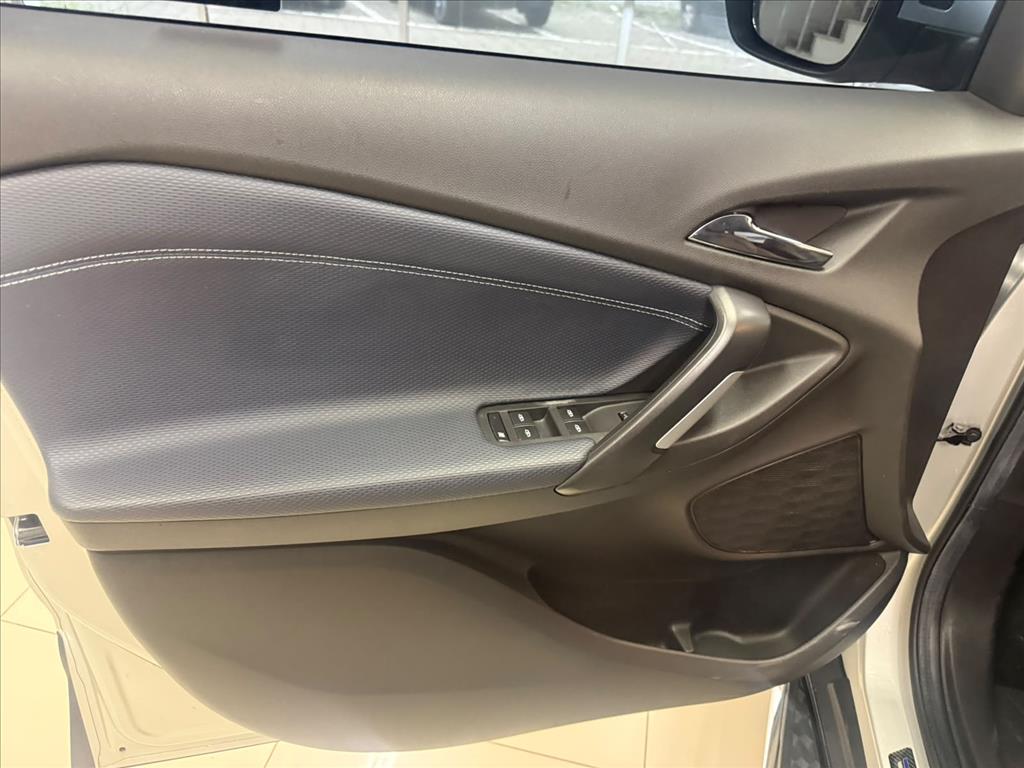 TRACKER 1.2 TURBO FLEX PREMIER AUTOMÁTICO8