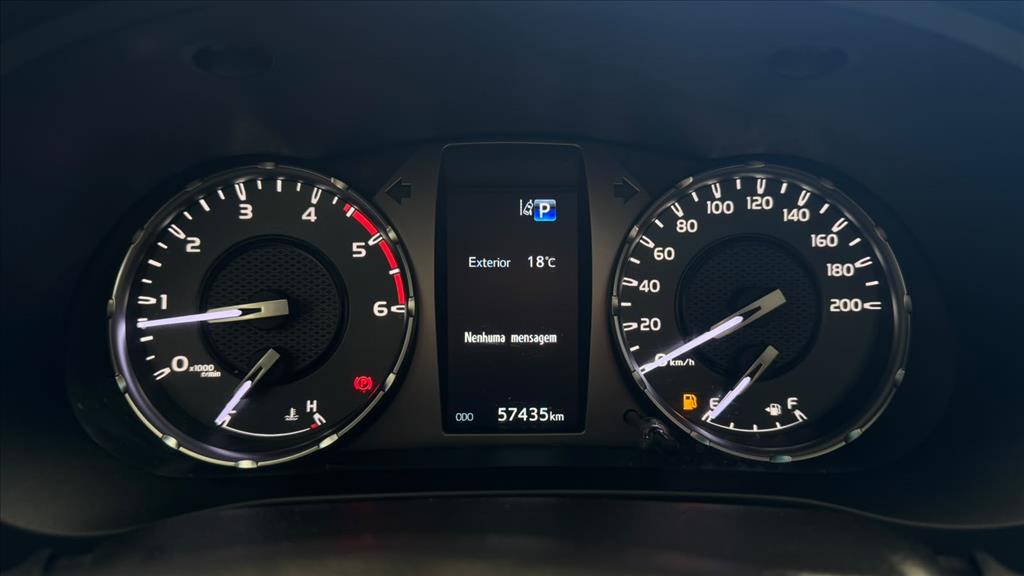 HILUX 2.8 D-4D TURBO DIESEL CD SRX 4X4 AUTOMÁTICO9