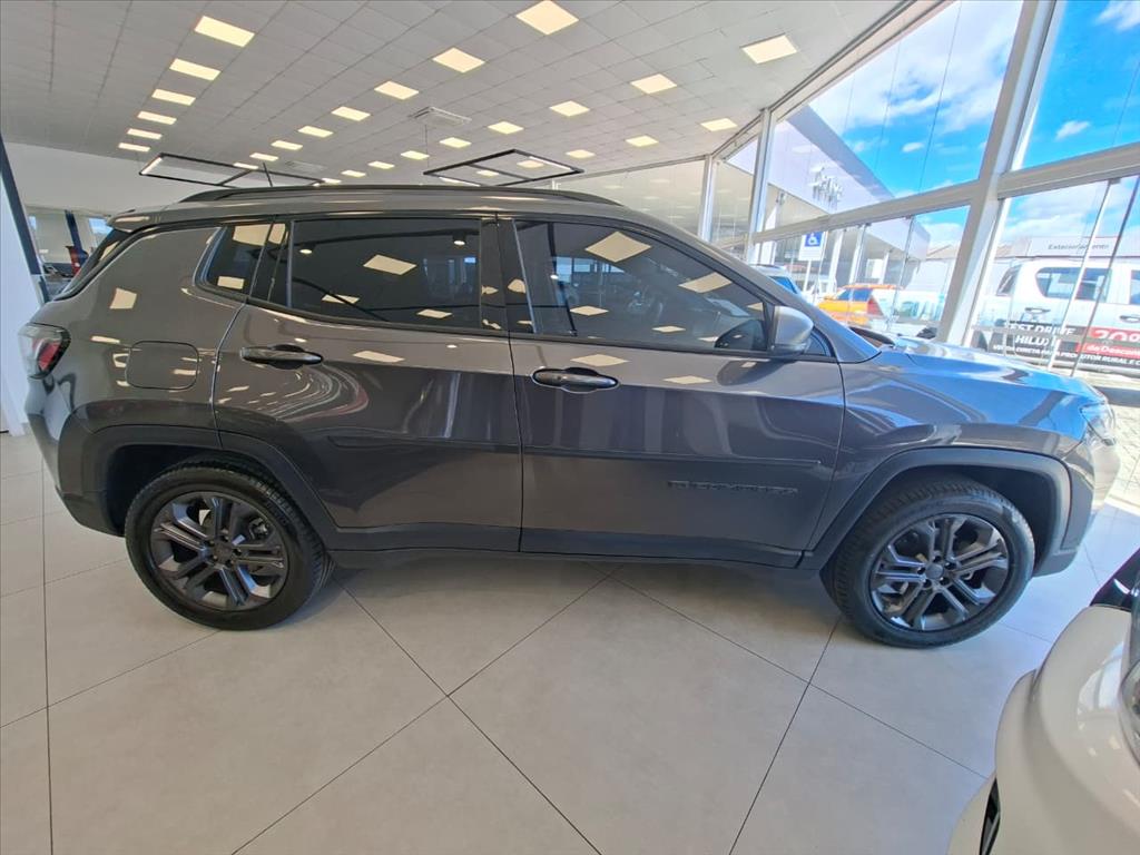 COMPASS 1.3 T270 TURBO FLEX LONGITUDE AT64