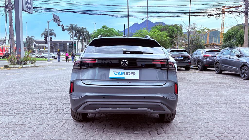 NIVUS 1.0 200 TSI TOTAL FLEX SENSE AUTOMÁTICO3