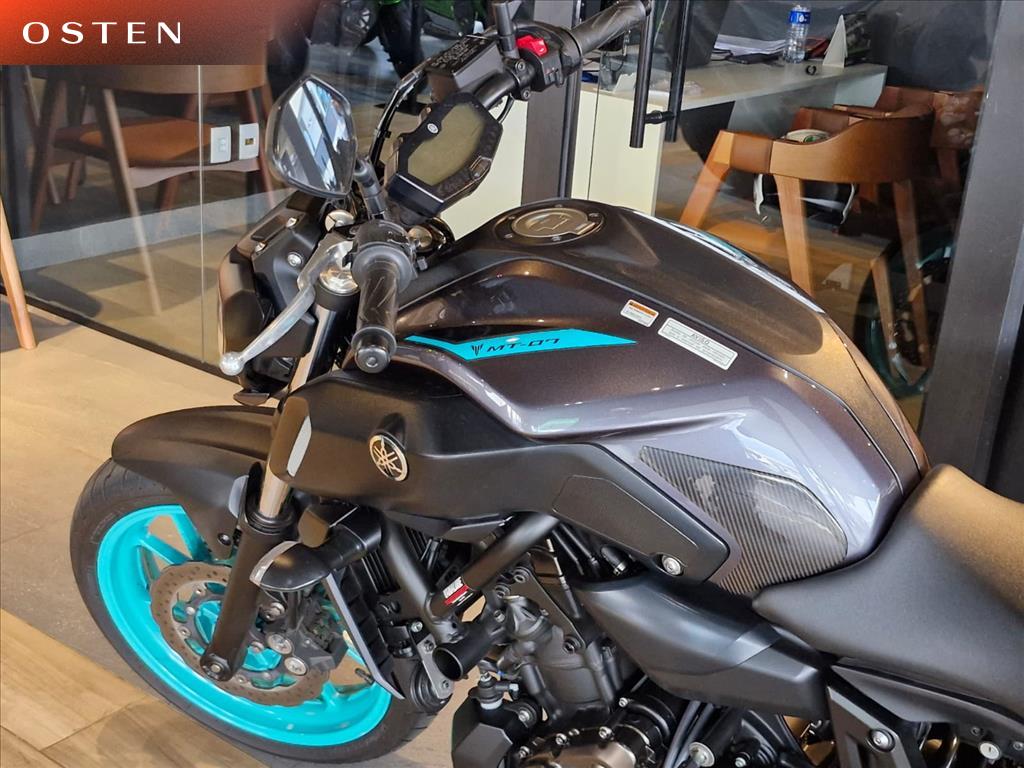 YAMAHA-MT-07-ABS