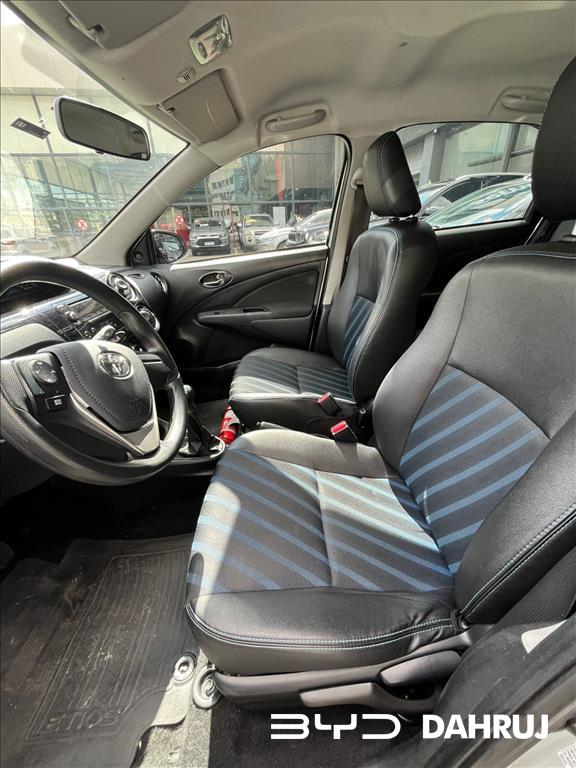 ETIOS 1.5 XS 16V FLEX 4P MANUAL7